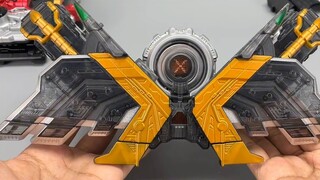 Versi bajakan tingkat Raja Iblis! Perbandingan DX Extreme Eagle Asli dengan Kamen Rider Bajak Laut W