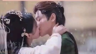 Luo Yunxi and Bai Lu's kissing scene in "The Moon Embers"