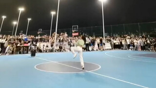 篮球赛闭幕式啦 给我的氛围组满分嘿嘿