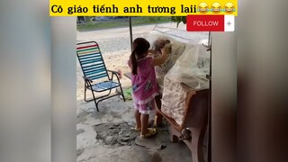 Khâm phục vốn tiếng anh của cháu😂😂😂