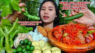 MUKBANG LALAPAN MENTAH BATANG PEPAYA JENGKOL LEUNCA KABAU BAWANG PUTIH  SAMBEL TERASI#lalapanmentah