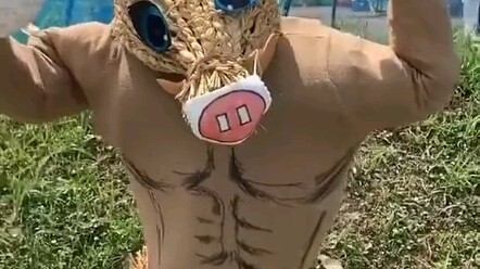 The Japanese scarecrow is so fucking awesome! Hahahahaha