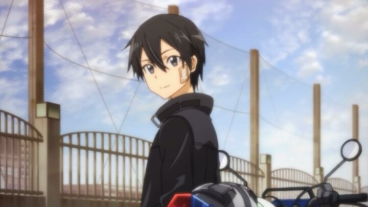 Sword Art Online: Grandpa Tong deserves to be the "God" forever, riding a motorcycle to tease girls 
