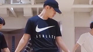[D.O.K.O./1080P] Our Dudu dance has its own unique feeling~《The Eve》Direct shot in the practice room