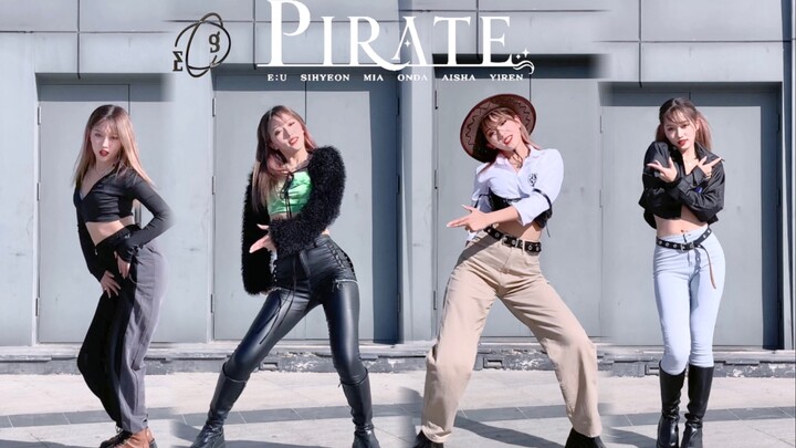 Thay đổi bốn bộ trang phục nhảy cover "Pirate" - EVERGLOW