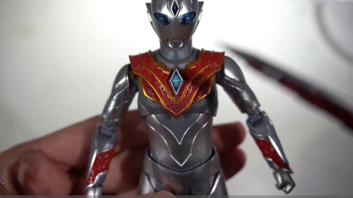 [Model Play] Try Evil Triga & Evil Tiga Ultraman Triga Repaint