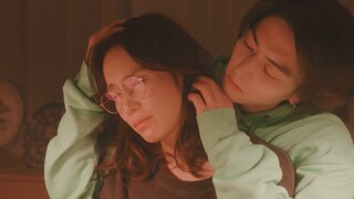 [Movie] The Diary of the 38-Year-Old Divorcee Has Tried a Dating App