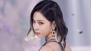 Saat ini orang paling populer di kalangan penggemar Kpop wanita Korea. (Orang paling populer di kala