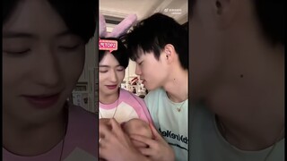 Kiss Your Kneels | Chen Lv & Liu Cong #bl #jenvlog #bltiktok #chenlv - BL Kiss