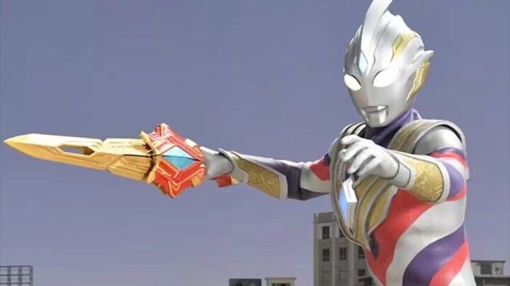 Ultraman Dekai Triga returns! Triga: Your great sword is mine!