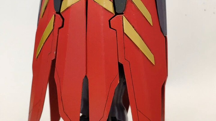 The cape is completely transformed! Bandai HG Venerable Gundam transformation