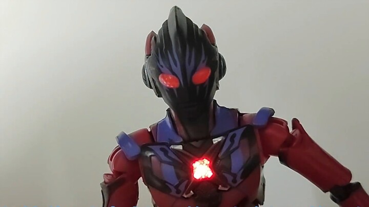 เป็นไปได้ไหมที่จะแกะสลักอย่างวิจิตรในประเทศ? Ultraman Dark X SHF คุ้มค่าที่จะซื้อหรือไม่?