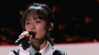 [Zhang Yuqi] The first post-00s singer in Mainland China to sing the original song "Outside" (Chines