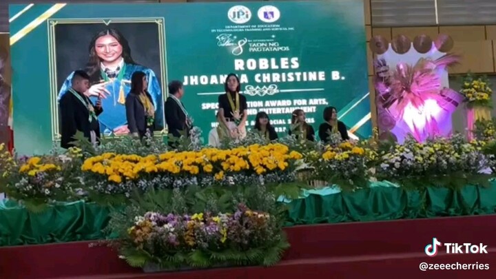 congrats jhogwen we love you always 🥰🥰