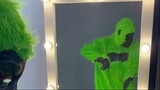 Angry green gorilla in my mirror / Funny #shorts GreenGo