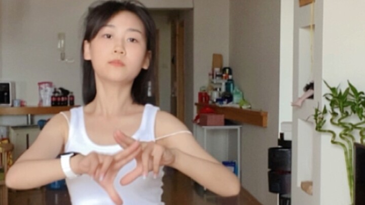 The 16-year-old girl's ghost version tomboy flips? !