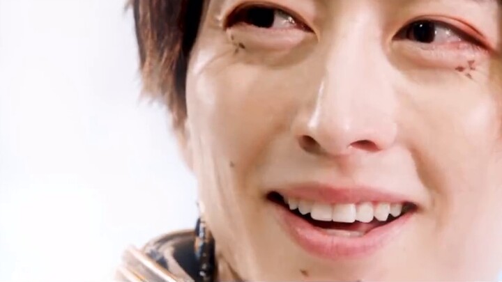 [Wang Yang Hong Bai] Even though we have nothing in our hands, we can still hold each other tightly.