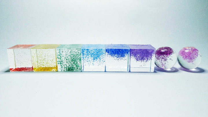 【Resin】【Experiment】Adding glitter at different points of time