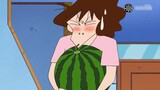 เสี่ยวเจียได้แตงโมลูกใหญ่ ซึ่งเป็นเพียงผลไม้ที่คนรวยกิน