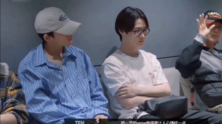 【WayV】Haruskah saya mengatakan bahwa mereka benar-benar menaruh hati mereka dalam membuat musik?