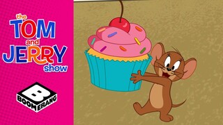 Tom's New Toy Ball | Tom & Jerry Show | @BoomerangUK