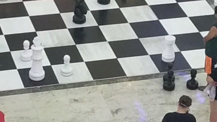 I saw a giant chess 🙃