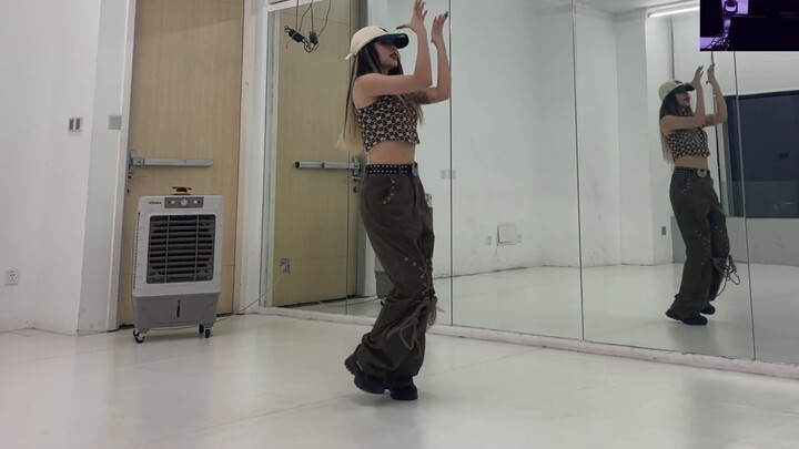 aespa-Illusion ใหม่ล่าสุด โชว์เต้นสด + บทเรียน สาว ๆ สุดฮอตอยู่ไหน! - -
