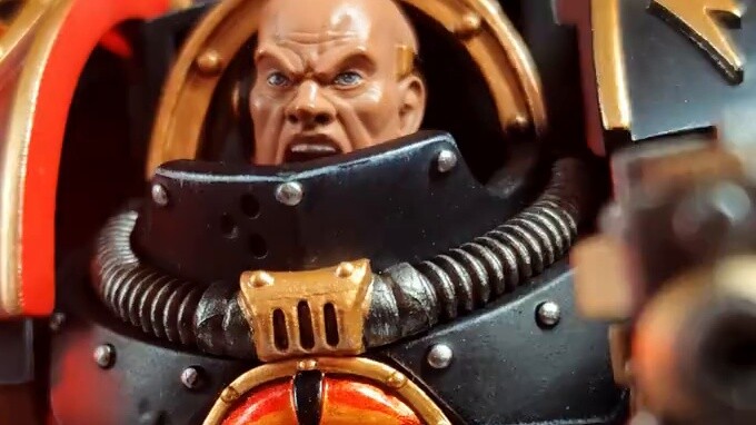 Lúc đó tôi vẫn còn rất gầy [Warhammer 30K Sons of Horus First Captain Abaddon stop motion animation]