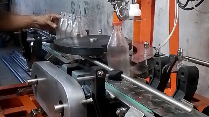 capping machine snap on by Sony-WORKS
