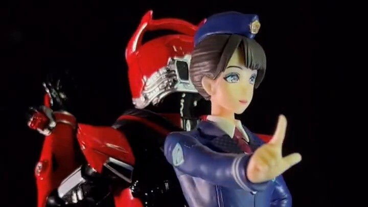 [Kamen Rider] What does it feel like to be in the same frame with the old driver, Shidao Kiriko, rid