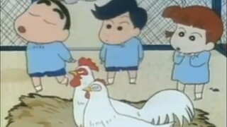 Shin Chan - mencuci reban ayam