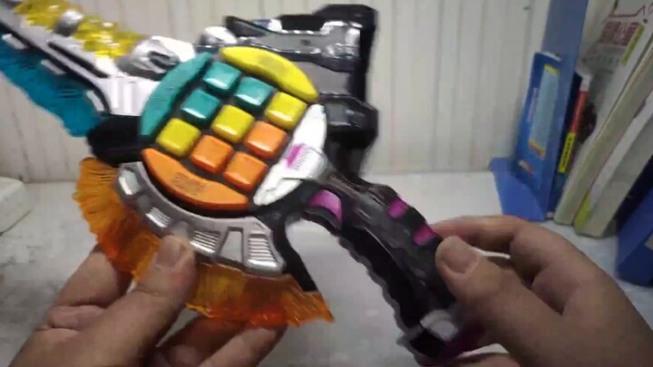 25 yuan, three modes, dozens of sound effects, so many ways to play, why no one wants Kamen Rider Ex