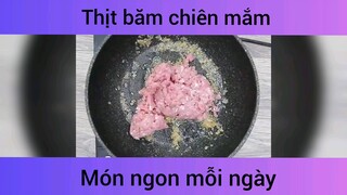 Thịt băm chiên mắm