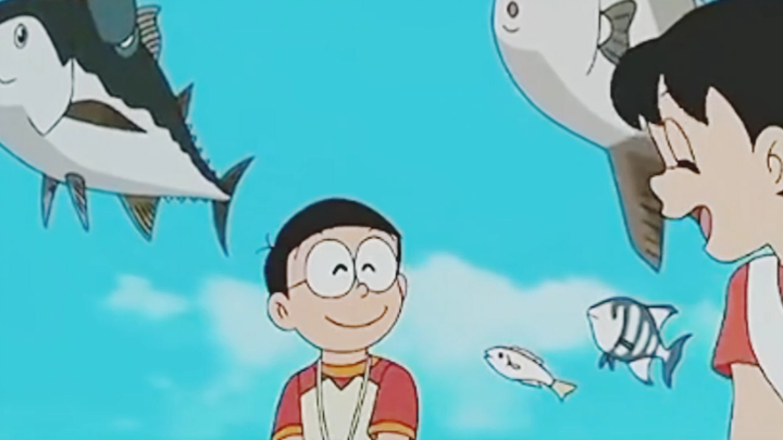 Keahlian nobita men3mbak ikan yang sedang terbang (Doraemon)