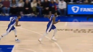 Joel Embiid Euro Step 🔥