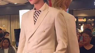 pogi naman ni kuya