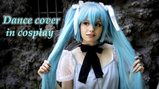[COSPLAY DANCE COVER] Hatsune Miku - Leave in summer, yet you're still in my fluffoughts~☁