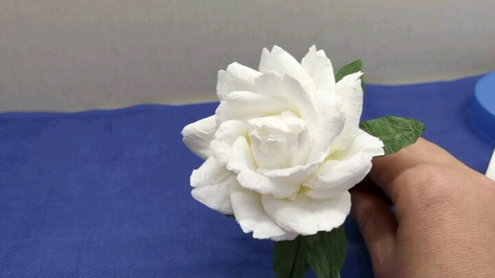 大朵的栀子花，纸巾做的，很美很仙，你也试试吧，创意纸艺手工花Diy教程