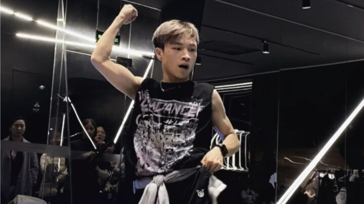 小龙编舞｜Go hard，这支舞真的比我的人生还忙！