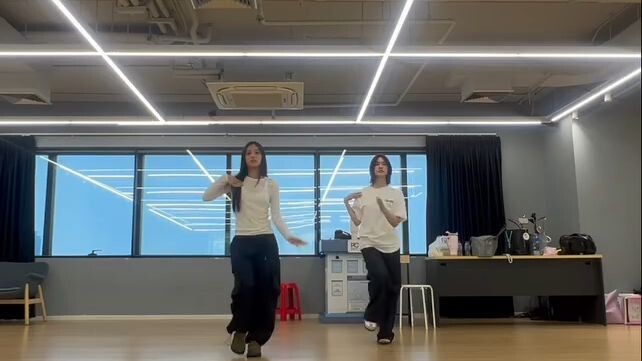 emibonnie dance