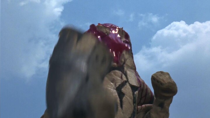 (Physical dismemberment) A list of monsters or aliens that have been dismembered by Ultraman Seven i