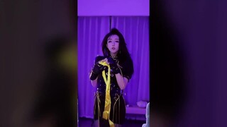 Tiểu Nguyệt Ba Ba Yue Zaizai cosplay Ning Hong Ye Dancing