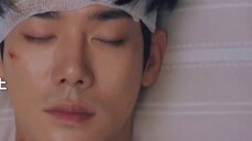 Bai Siyan was injured and didn't dare to tell the heroine, but he promised the heroine that he would