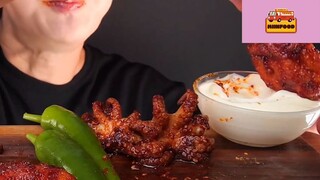 Mukbang mì cay với đùi gà phần 3 #anngon