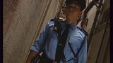 [Film] Kalahkan Polisi dan Curi Pakaiannya