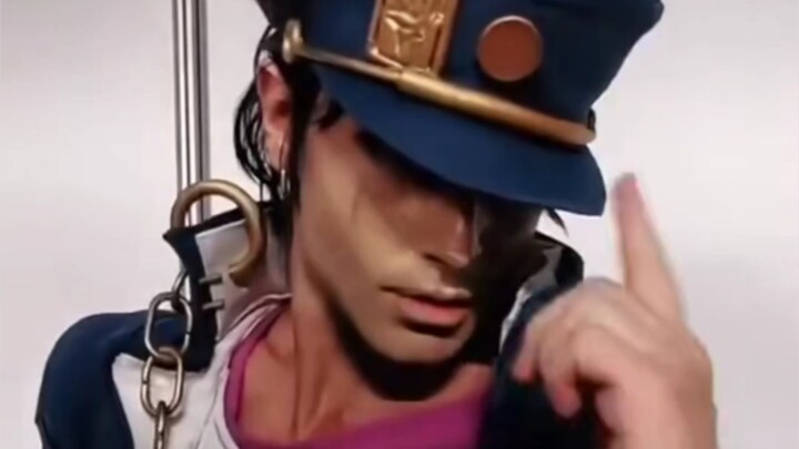 This Jotaro cosplay is so interesting, right?
