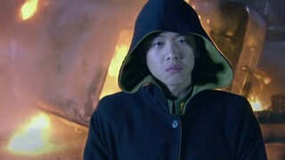 Tôi, anh em Sơn Cơ của Hồng Hưng, dùng dao bếp chặt một số lính Nhật. Có lý không? 【Bình luận tức gi