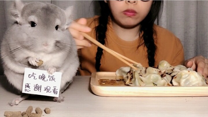 The daily life of eating with Totoro is healing! !