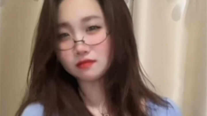 “或许，你相信一见钟情吗”