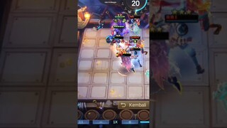 BANTENG DIEM AJA MUSUH MALAH RATA WKWKW #magicchess #mobilelegend #teguhputrazusana #shorts